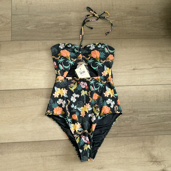 O’Neill Swimsuit (Brand New, Tags On) - Picture 1 of 6